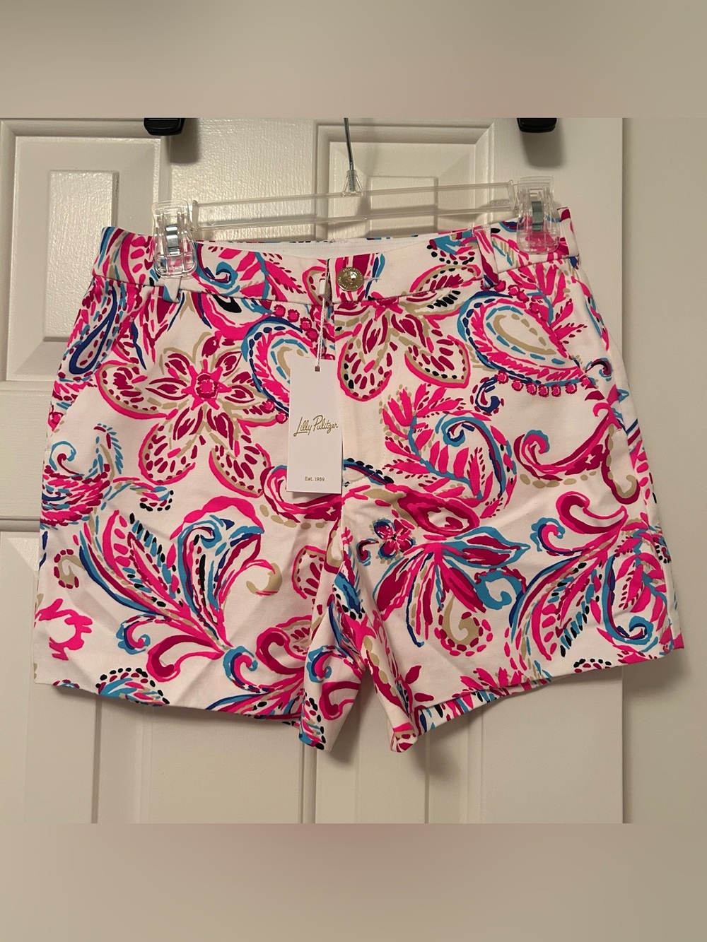 Lilly Pulitzer Gretchen High Rise Shorts 5" Inseam Coconut Flitting About Size 2